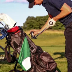 Oddshot Golf Cleanmate Svart Best